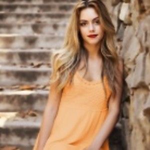 Meet your Posher, Fallon